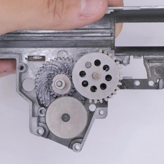 4UANTUM HEAT RESISTANT GEAR LUBRICANT - GREY