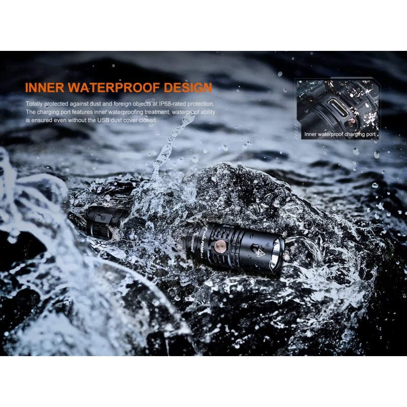 FENIX TORCIA TATTICA COMPATTA RICARICABILE PD36R V2.0