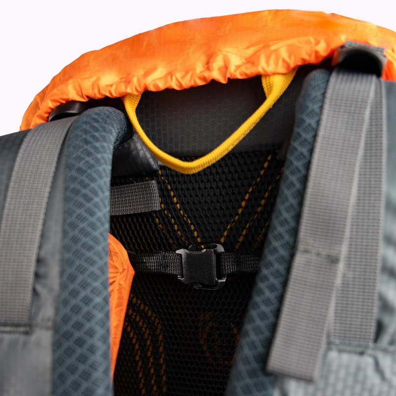 DUCK’S BACK RAINCOVER - SMALL - ORANGE