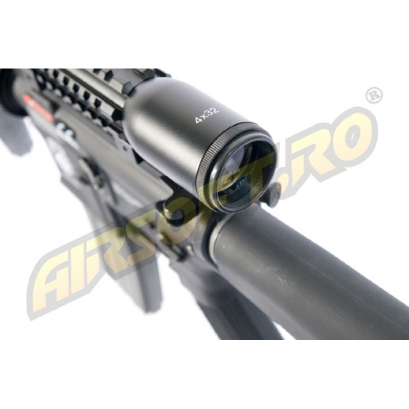 4x32 SCOPE WITH 3-SIDED RAIL 4x32 SCOPE WITH 3-SIDED RAIL