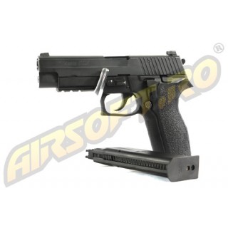 SIG SAUER P226 E2 SIG SAUER P226 E2