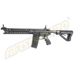 CM16 PREDATOR - BLACK CM16 PREDATOR - BLACK