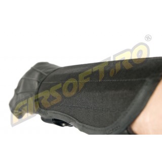 FOREARM PROTECTION SET WITH METAL INSERT FOREARM PROTECTION SET WITH METAL INSERT
