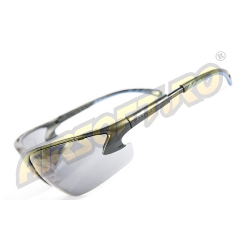 BLACK LENS PROTECTIVE GLASSES WITH ADJUSTABLE TEMPLATES