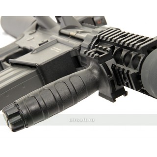 TACTICAL GRIP WITH RAILS TACTICAL GRIP WITH RAILS