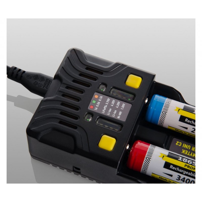 CARICABATTERIE UNIVERSALE ARMYTEK UNI C2 TIPO C CARICABATTERIE UNIVERSALE ARMYTEK UNI C2 TIPO C