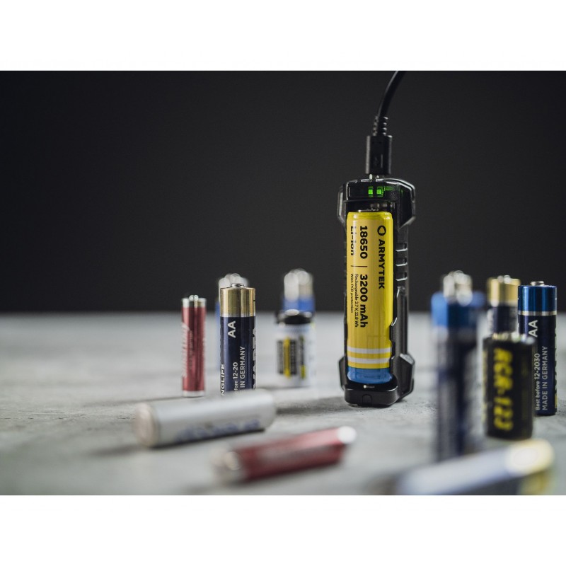 CARICABATTERIE PORTATILE ARMYTEK HANDY C1 PRO
